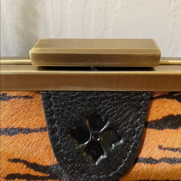 Patricia Nash Athena Printed Haircalf Leather Frame Bag/Clutch - Tiger NWT - Picture 12 of 12